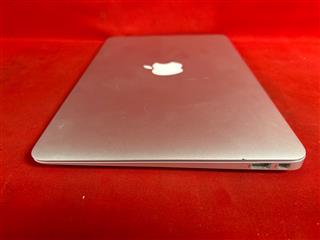 Apple 2015 MacBook Air, 4GB RAM, 128GB SSD, 1.6GHz Intel Core i5, 11.6